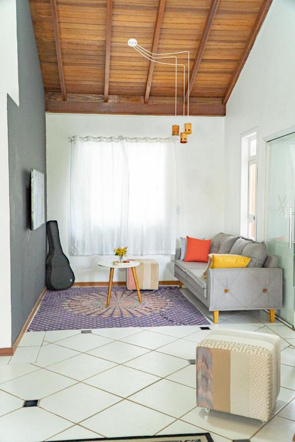 Casa de férias Charmosa Casa Com Piscina E Vista O Mar
